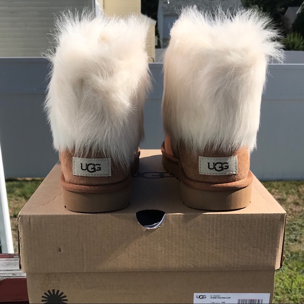 UGG Mini Toscana Cuff Boots - Picture 2 of 7